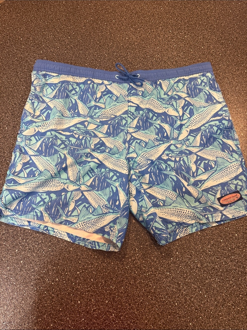 Men’s Vineyard Vines Blue & White Fish Print Swim Trunks - size Large